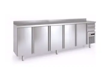 Tijdelijk Beschikbaar Coreco Koelwerkbank | 5 deurs | 3070x600x(h)1034 mm