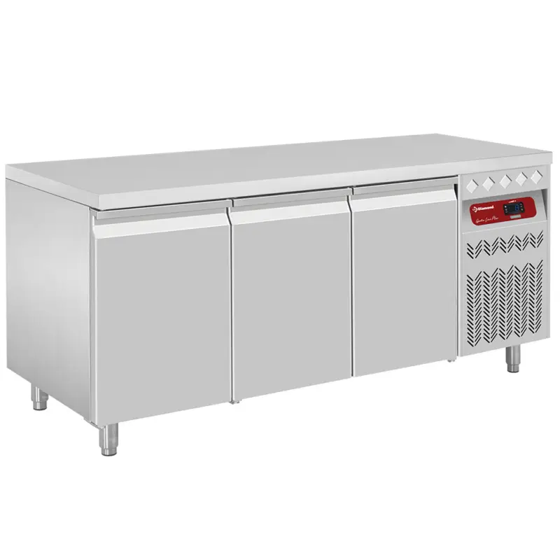 Finale Uitverkoop Diamond Koelwerkbank | 405L | 3 Deuren | -2°C/+8°C | Statisch/Geventileerd | 1795x700x866/960mm