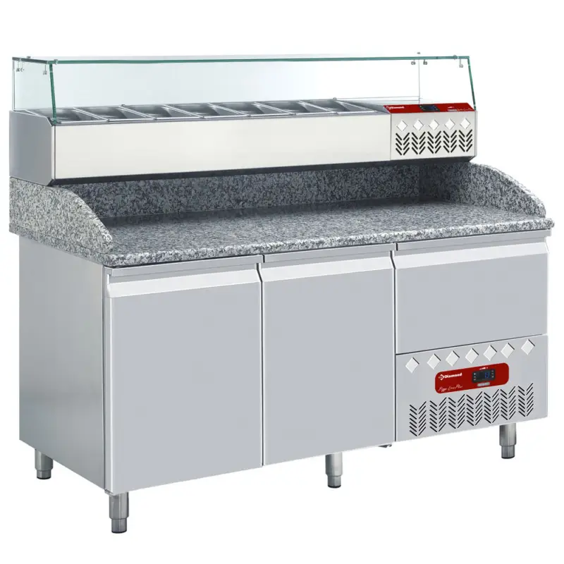 Merkproduct Diamond Pizzawerkbank + Opzetkoelvitrine | 270L | 2 Deuren + 1 Lade | 6x 1/4 GN + 1x 1/9 GN | -2°C/+8°C | Statisch/Geventileerd | 1610x800x856/1485mm